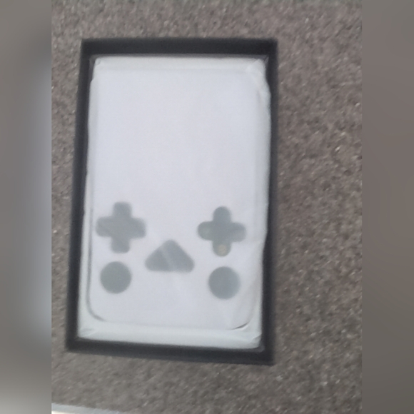 R36S Retro Handheld Video Game Console - Picture 5 of 9